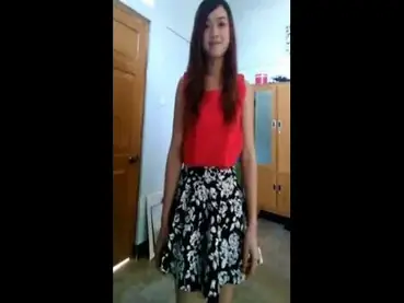Dokumentasi Gadis Cantik Live Bersantai Kasur